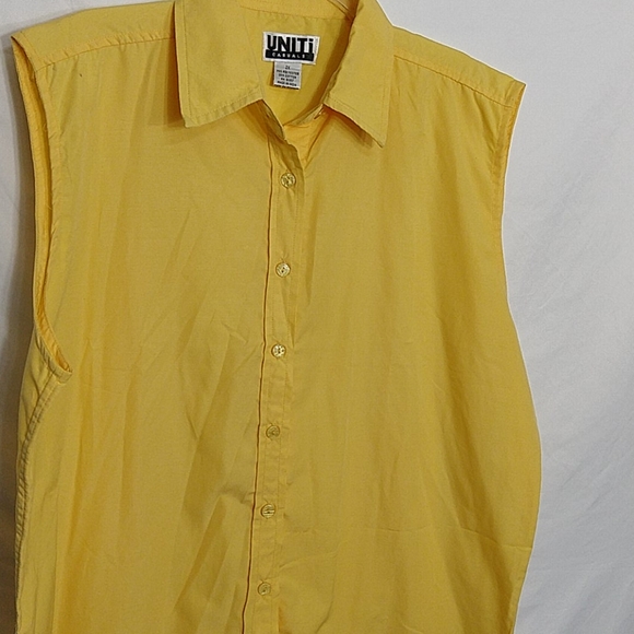 UNITi Casuals Sleeveless Button Collared Shirt - Picture 3 of 12